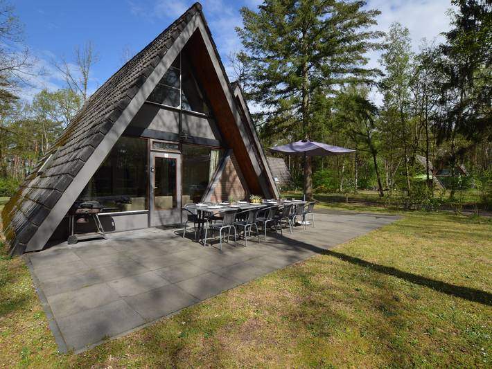 Ferienhaus für 12 Personen, mit Terrasse und Garten in Stramproy