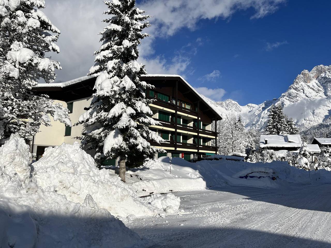 Geheel appartement, Authentiek, gunstig appartement tegenover skipiste in Hinterthal, Steinernes Meer