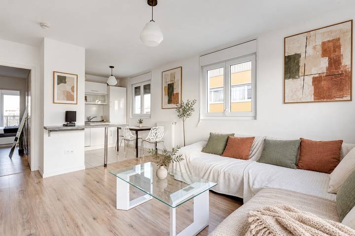 Gîte pour 5 personnes, avec Jardin à Malakoff