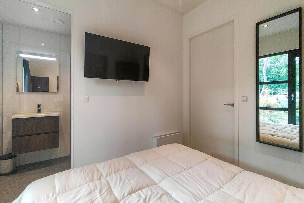 Nice home in Wenum-Wiesel with Wifi in Veluwe