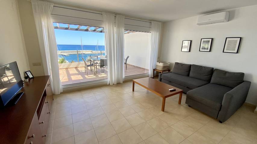 Gîte pour 8 personnes, avec vue sur l’océan et balcon à Calafat - 3