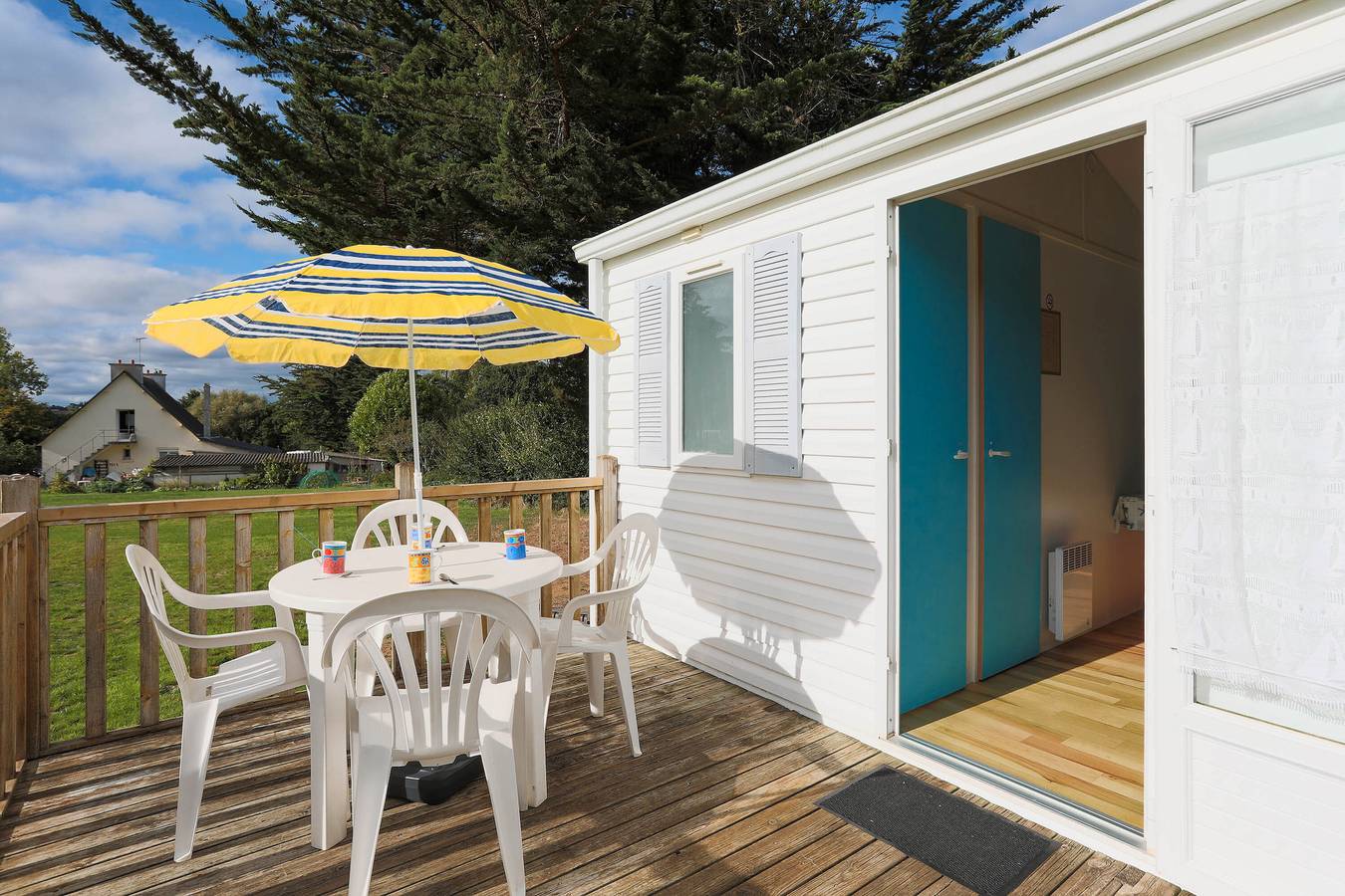 Mobilheim 'Bikini' mit privater Terrasse und privatem Garten in Plouha, Côte de Goëlo