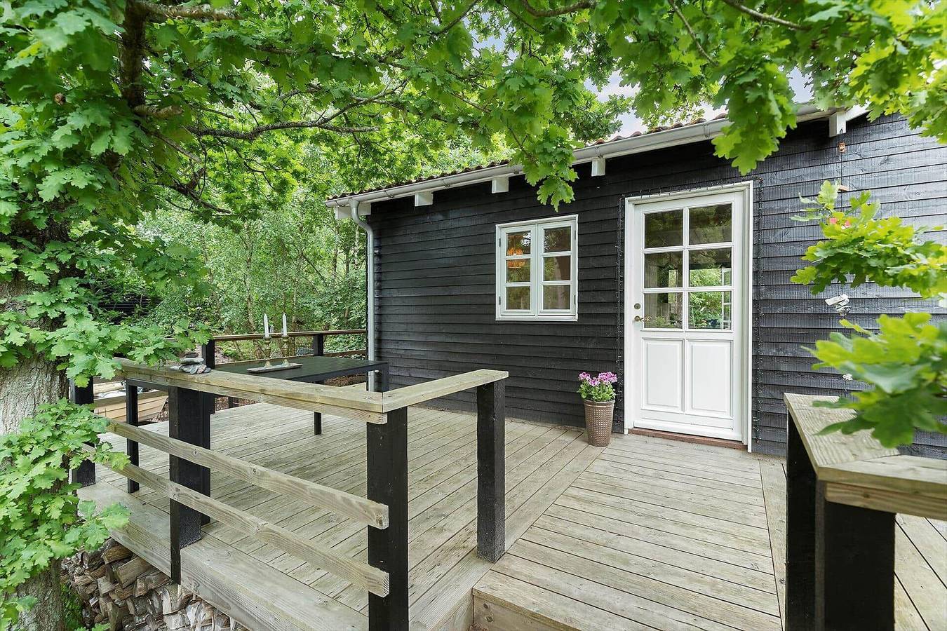 8836 Glesborg - Enebærvej 14 in Fjellerup Strand, Djursland