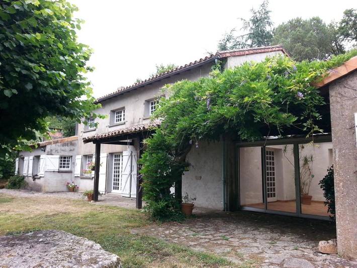 Chambre d’hôte pour 4 personnes, avec Terrasse ainsi que Jardin et Vue à Torfou