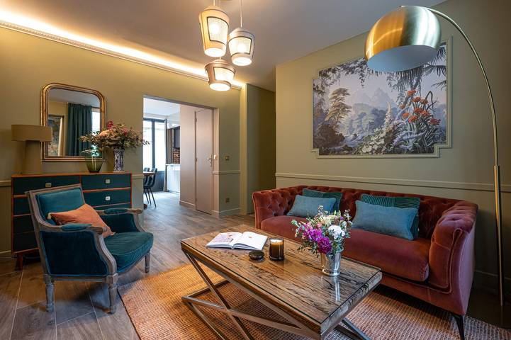 Vacation rental for 6 people around the Eiffel Tower