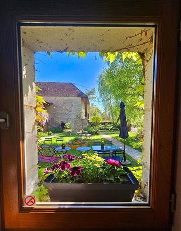 Maison de campagne pour 4 personnes, avec jardin et vue dans Yonne
