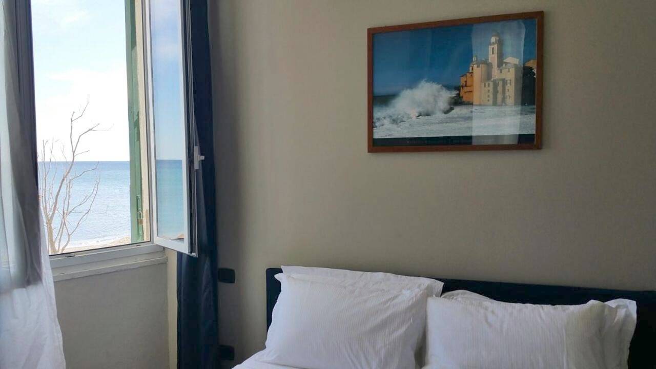 Luna Rooms in Bagni Olimpia, Savona
