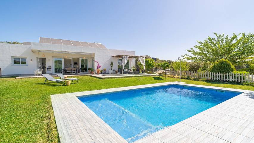 Villa für 4 Personen, mit Pool - 1