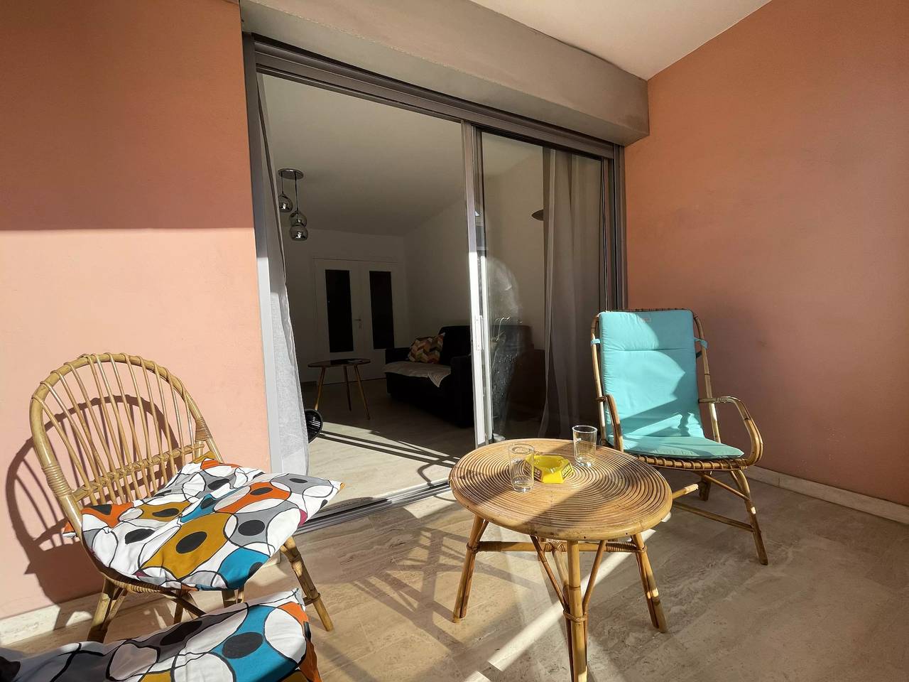 Appartement entier, Appartement climatisé 2 pièces 2 personnes - Confort in Sanary-sur-Mer, Côte méditerranéenne (France)