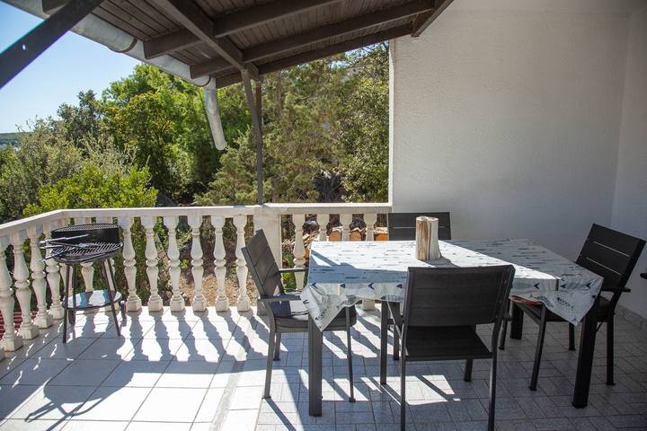 Location de vacances pour 4 personnes, avec balcon/terrasse dans Vis