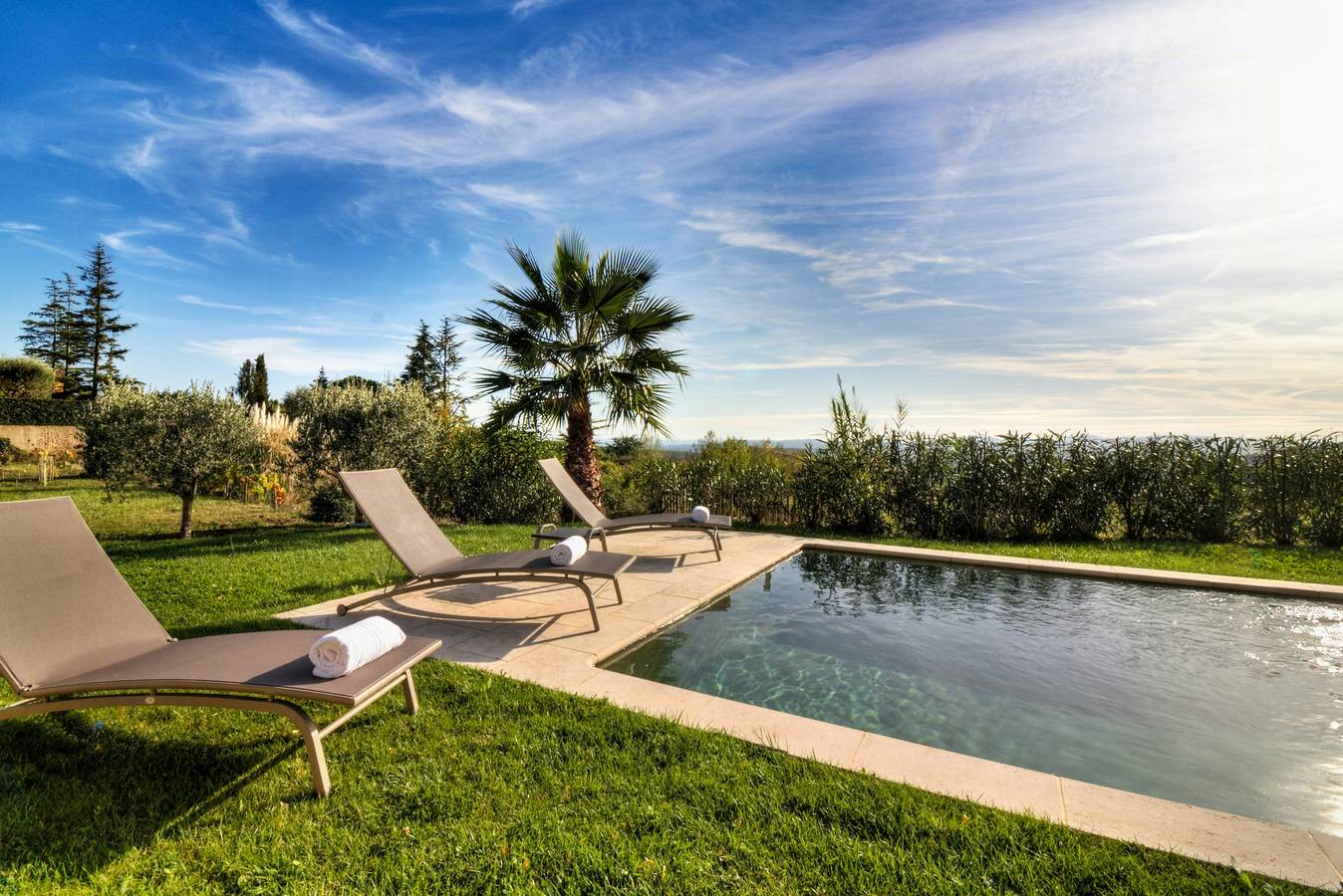 Wunderschönes restauriertes Bauernhaus mit Pool in der Nähe von Vence in Vence, Mittelmeerküste (Frankreich)