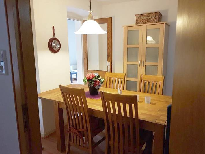 Ferienhaus für 7 Personen, mit Ausblick und Sauna sowie Terrasse, mit Haustier in Zell (Mosel) - 4