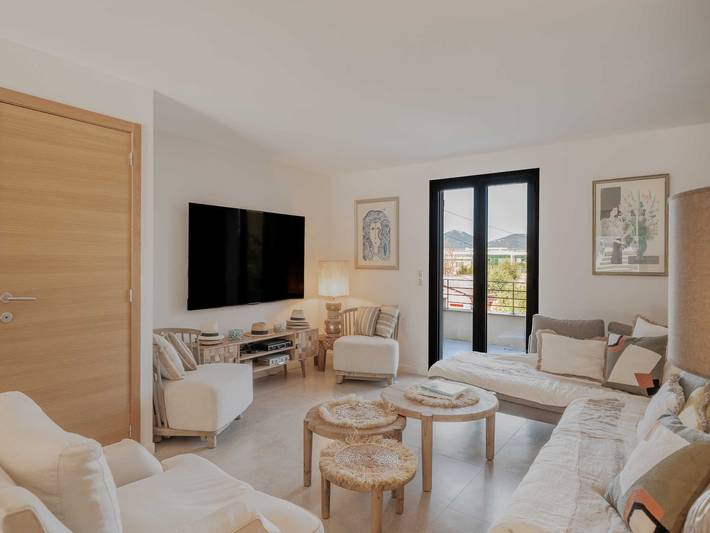 Villa voor 17 personen, met balkon/terras en zwembad in Gassin