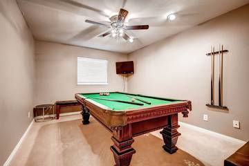 Vacation Home for 20 Guests in Las Vegas, Nevada, Picture 2