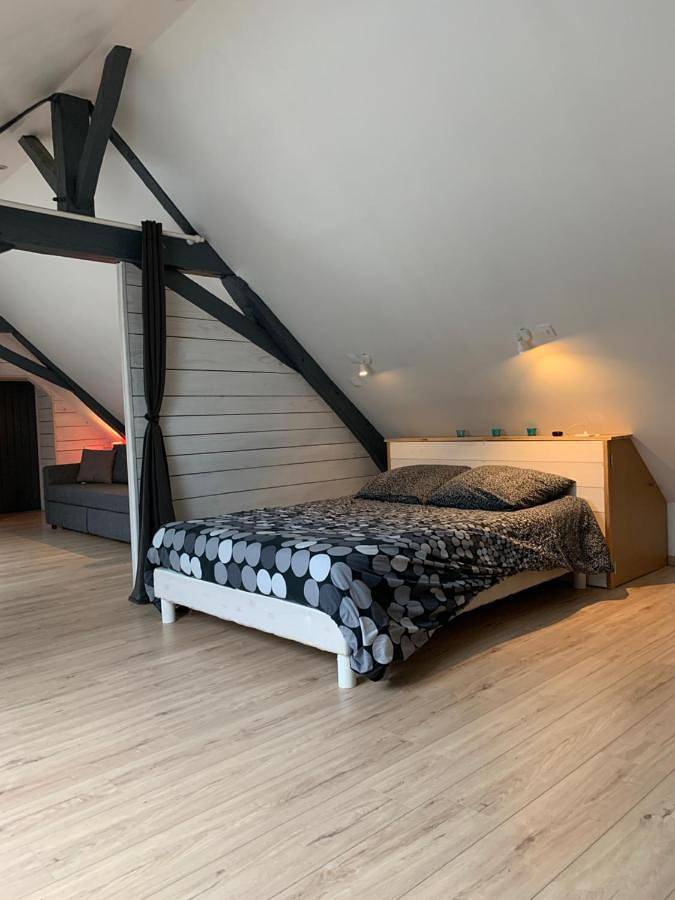 Chambre d’hôte pour 6 personnes, avec vue ainsi que jardin et terrasse