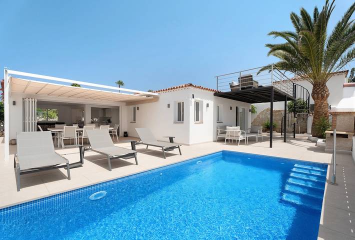 Holiday rental for 6 people, with Balcony and Garden in Amarilla Golf