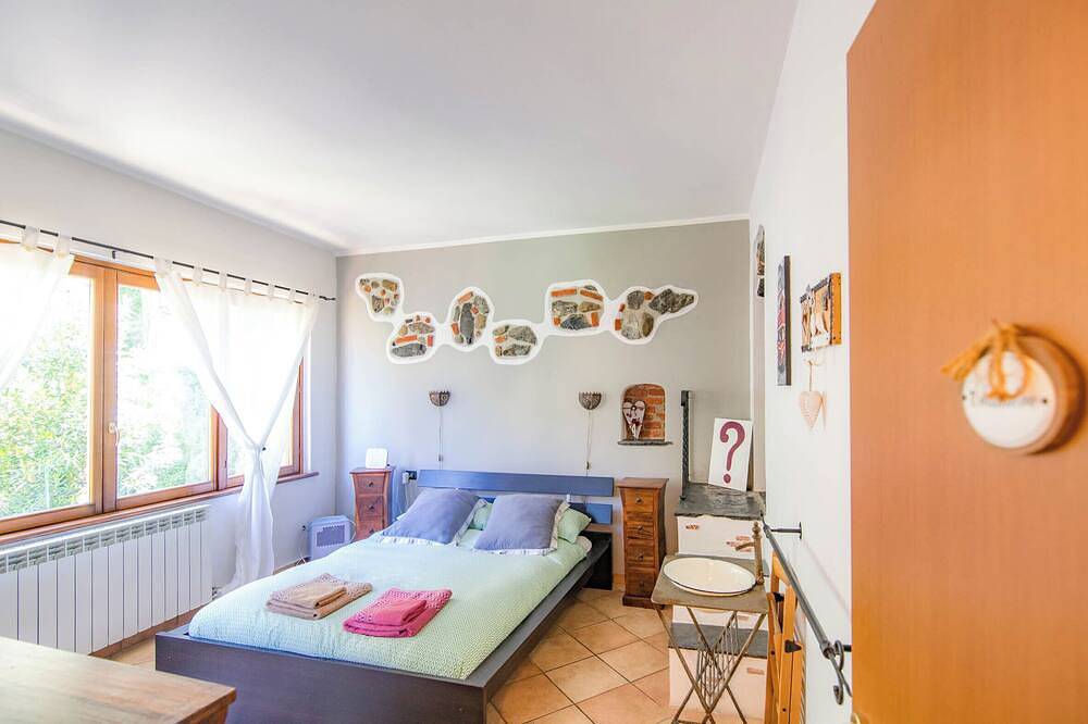 Ganze Wohnung, Romantic Retreat on Lake Como - Lake View from Every Window in Sopravilla, Blevio