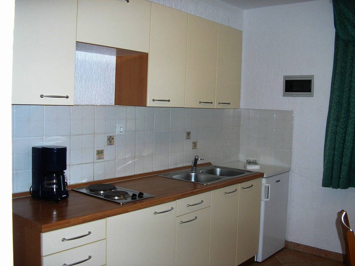 Ganze Wohnung, One bedroom apartment with large terrace and garden view in Funtana, Vrsar-Funtana