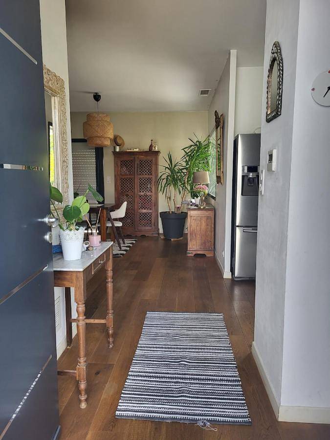 Location de vacances pour 8 personnes, avec Balcon et Terrasse ainsi que Jardin et Piscine à Saint-Martin-de-Londres - 3