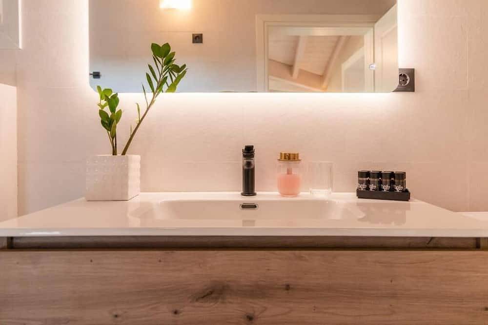 G1: Family Loft on a Suite complex in Roda, Korfu