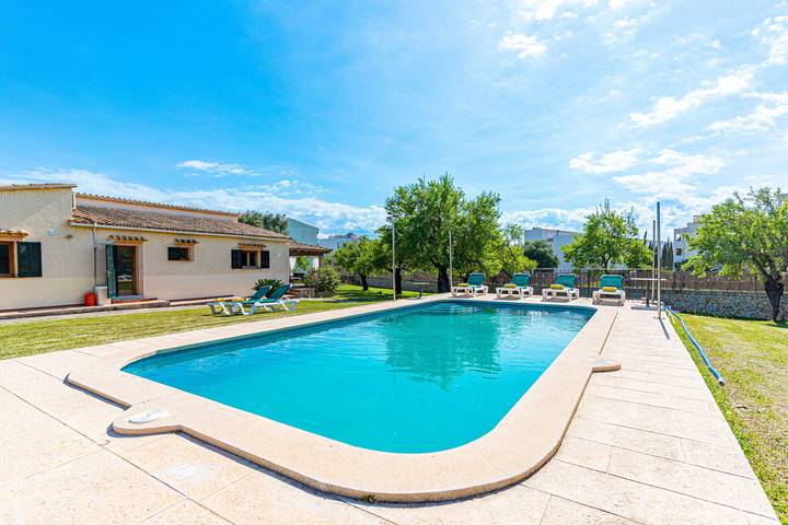 Ferienhaus für 8 Personen, mit Terrasse und Garten in Port d'Alcúdia - 4