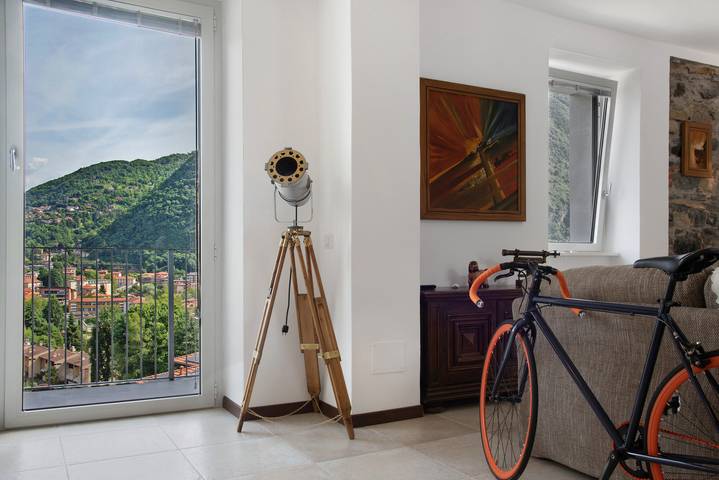 Gîte pour 4 personnes, avec jardin à Laveno-Mombello - 3