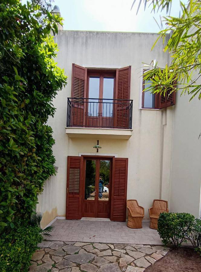 Gîte pour 4 personnes, avec vue ainsi que jardin et terrasse dans Macari - 4