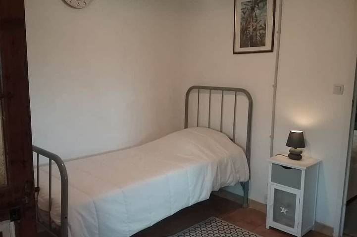 Gîte pour 4 personnes à Saint-Pierre-de-Vassols - 2