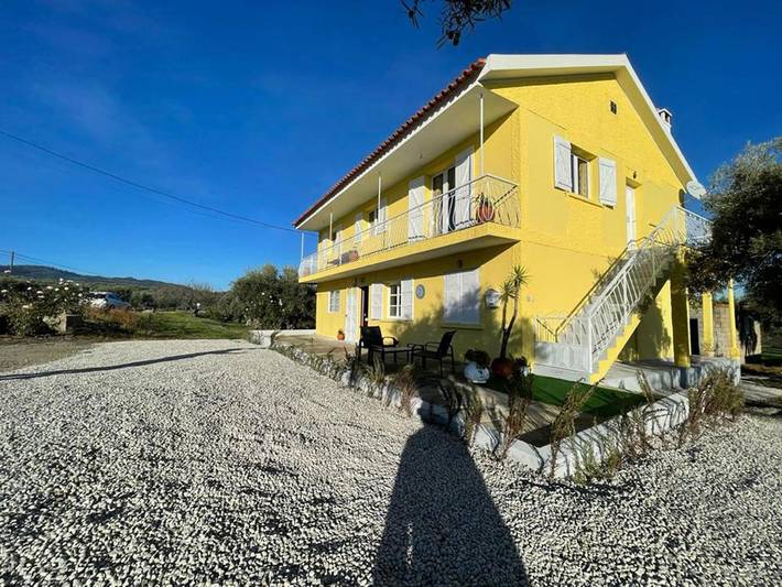 Location de vacances pour 6 personnes, avec vue et jardin, animaux acceptés à Vila Flor - 3