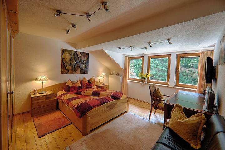 Ferienhaus für 12 Personen, mit Terrasse und Garten sowie Sauna in Oppach - 2