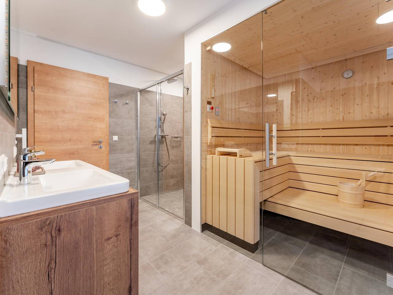 Chalet mit überdachter Terrasse, Sauna, Whirlwanne in Irdning-Donnersbachtal, Tauern