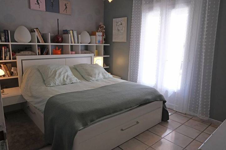 Vacation rental house with pool Le Thor in Le Thor, Vaucluse