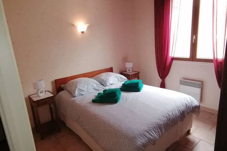 Location de vacances pour 10 personnes, avec jardin à Gère-Bélesten - 2