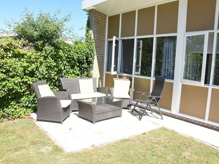 Ferienhaus für 8 Personen, mit Terrasse und Garten in Westkapelle
