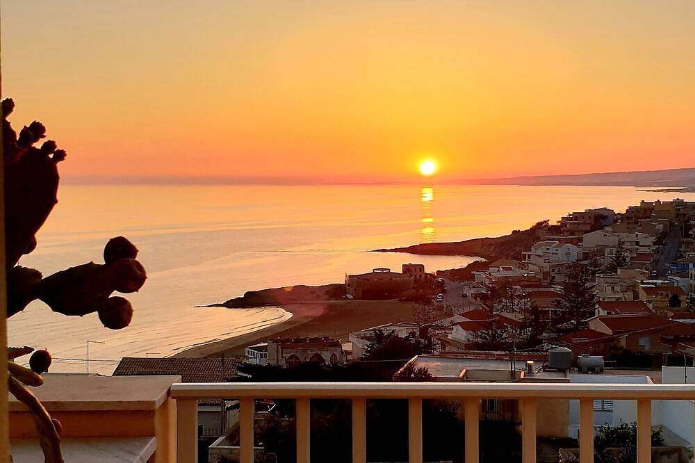Appartamento intero, Appartamento con il più bel tramonto della Sicilia in Cava d'Aliga, Provincia di Ragusa