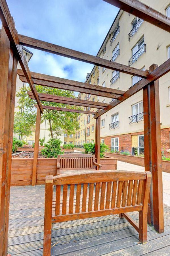 Apartment for 5 people in Northampton