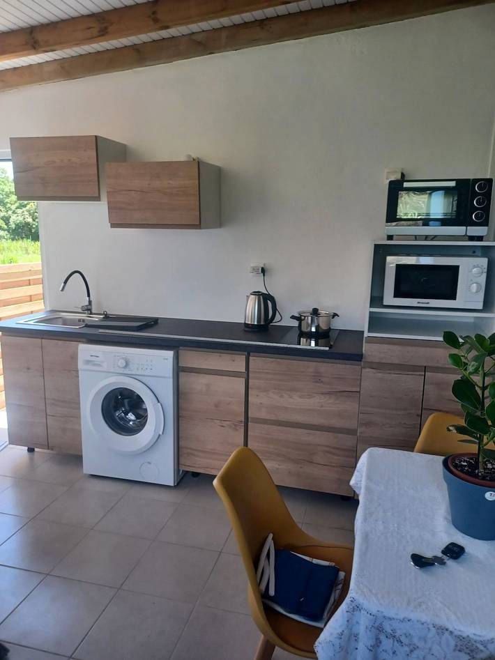 Studio entier, Studio charmant Sainte-Rose 40 m² jardin in Sainte-Rose, Guadeloupe