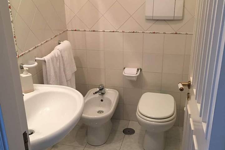 Ganze Wohnung, Stunning Haus in Positano mit privater Terrasse, kostenlose Parkplätze und herrliche Aussicht in Positano, Sorrento Coast