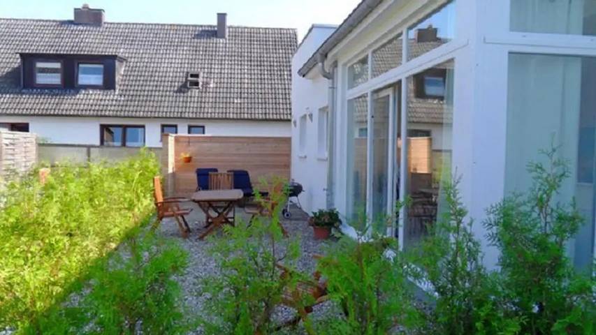 Ferienwohnung für 4 Personen, mit Terrasse und Garten, mit Haustier in Kalifornien (Ostsee) - 2