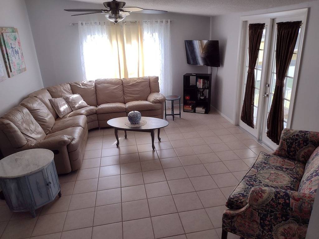 \"Reel It Inn\" in Lake Okeechobee