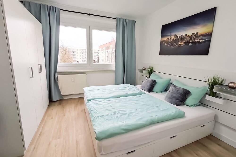 Ganze Wohnung, 4-Zimmer-Apartment nahe Bahnhof Oranienburg in Oranienburg, Ruppiner Seenland