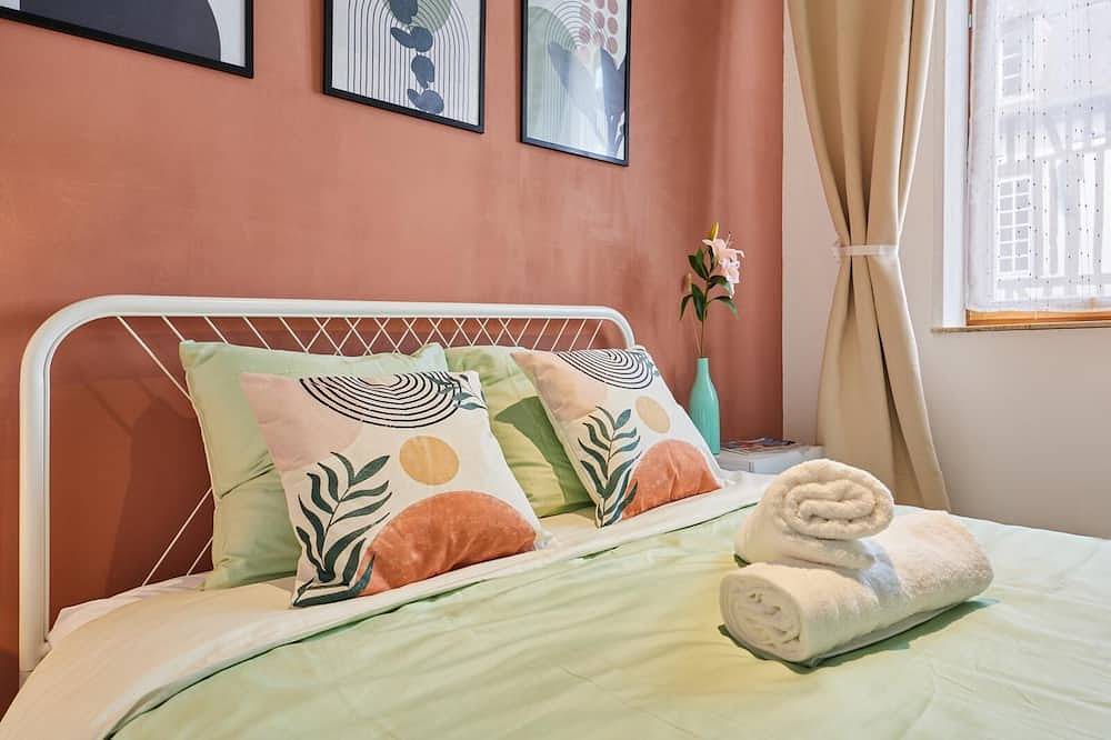 Entire apartment, Elegant T2 La Dolce, 20 minutes from Honfleur in Pont-Audemer, Bernay region