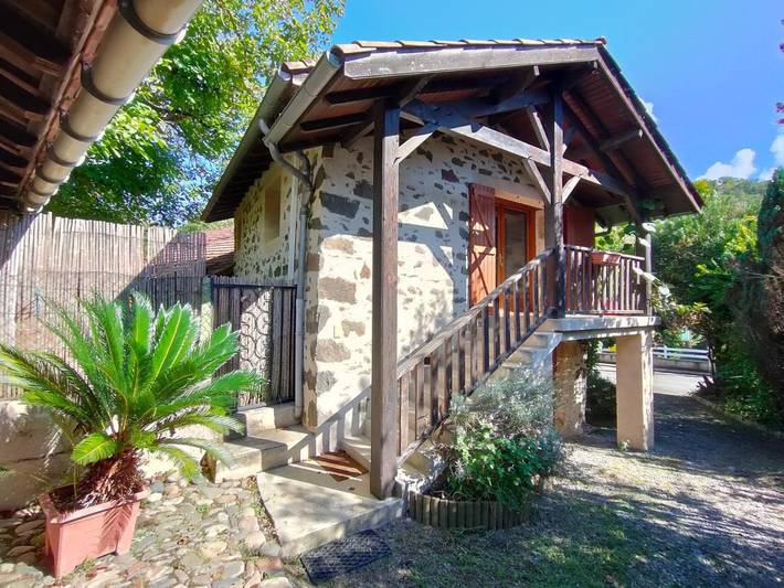 Location de vacances pour 2 personnes, avec Balcon et Terrasse à Cuzac