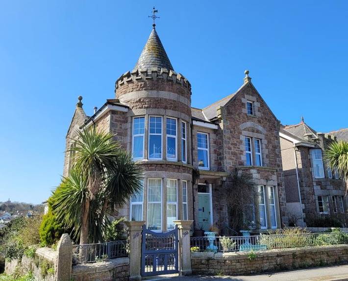 Holiday rental for 6 people, with Terrace and Garden as well as View in Redruth