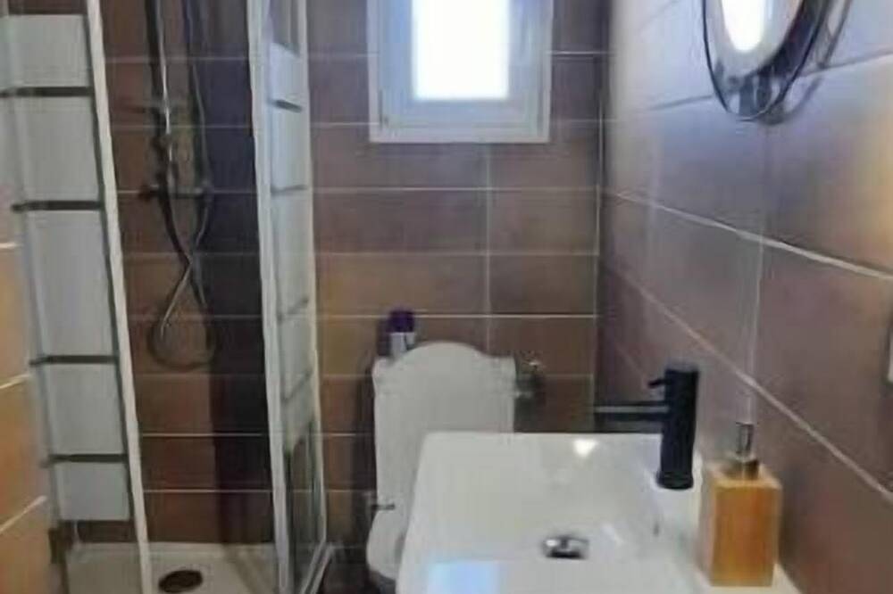 Ganze Wohnung, Charming house in Valensole - Lavender on foot & free parking in Valensole, Regionaler Naturpark Verdon