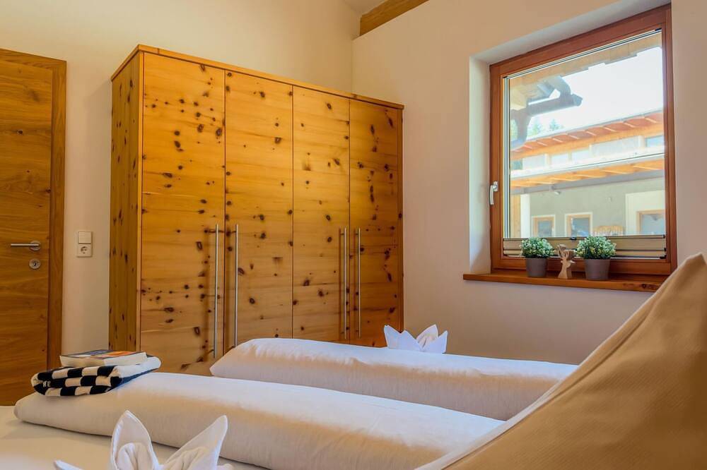 Chalet mit Infrarotsauna für bewussten Urlaub in Hermagor, Hermagor-Pressegger See
