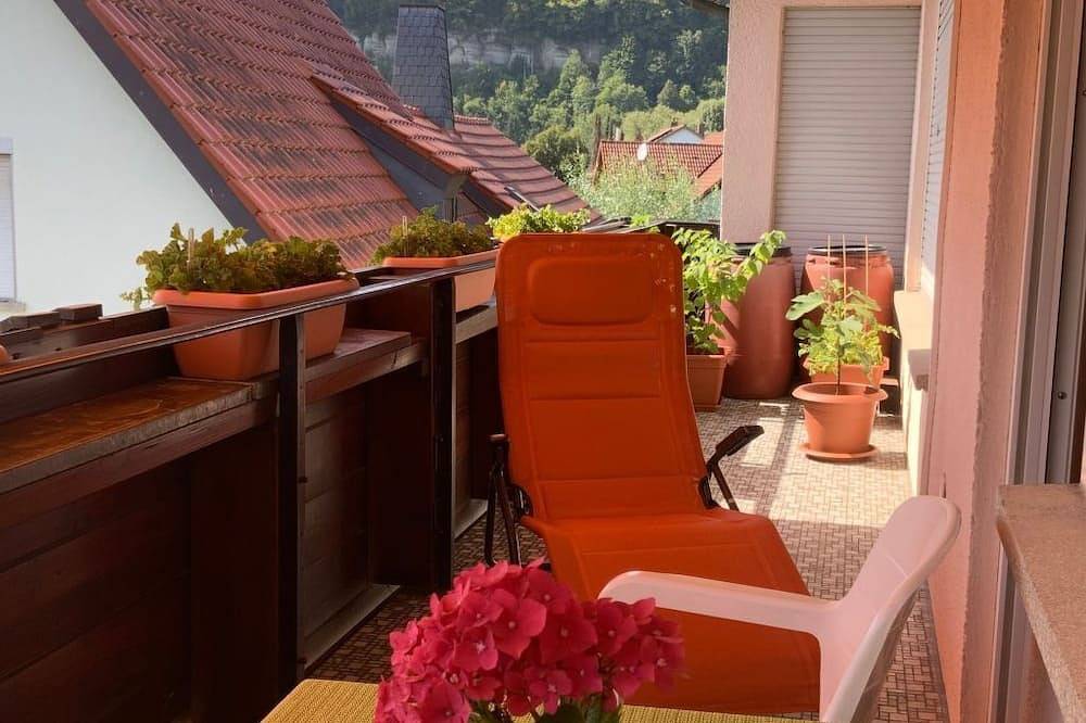 Ganze Wohnung, Freistehendes Ferienhaus mit Südbalkon in Marktrodach, Frankenwald