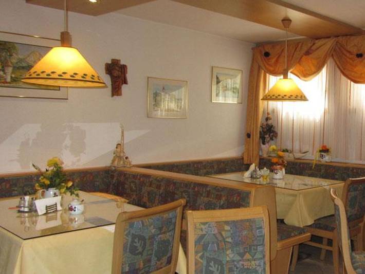 Ferienwohnung für 4 Personen, mit Balkon und Terrasse sowie Garten und Seeblick in Finkenstein am Faaker See - 4
