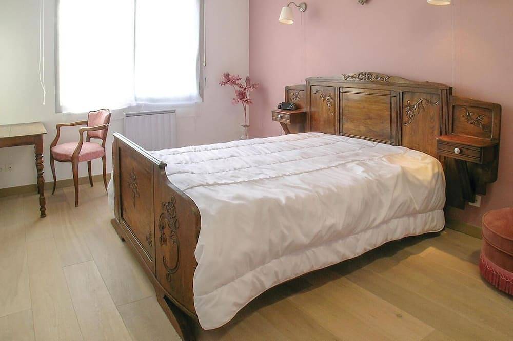 Amazing home in Olonne sur Mer with Wifi in Olonne-sur-Mer, Les Sables-d'Olonne