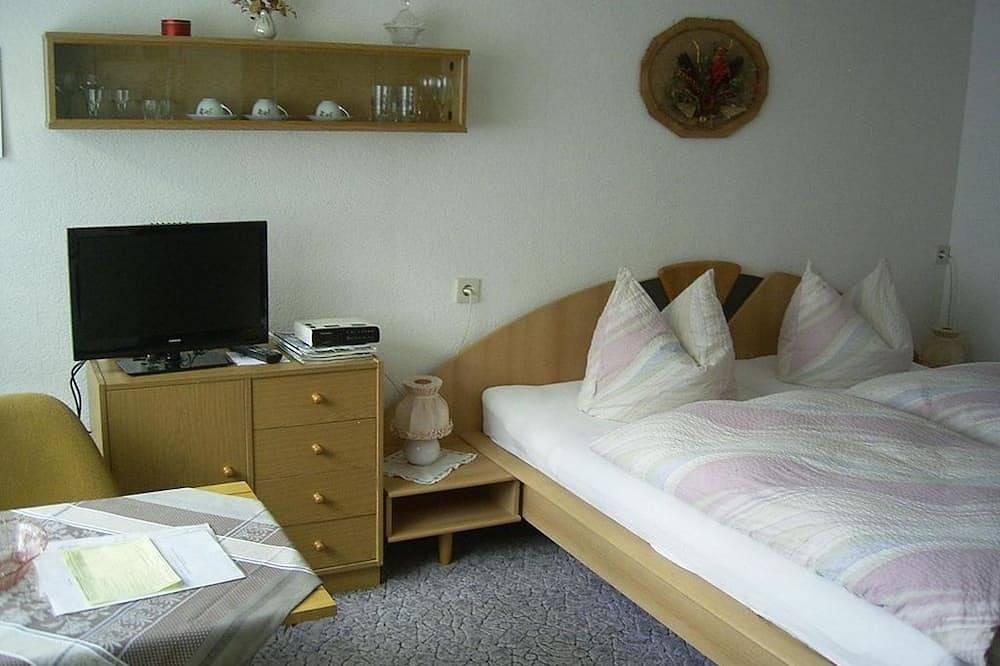 Ganze Wohnung, Doppelzimmer, Dusche, Wc, 1.Obergeschoß - Ferienwohnungen Am Waldweg in Auerbach, Chemnitz und Umgebung